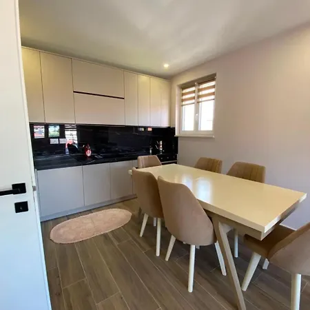 Casa Kevin & Kristel Durrës